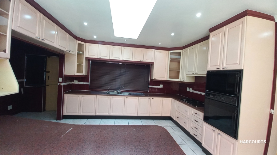 To Let 4 Bedroom Property for Rent in Gatesville Western Cape